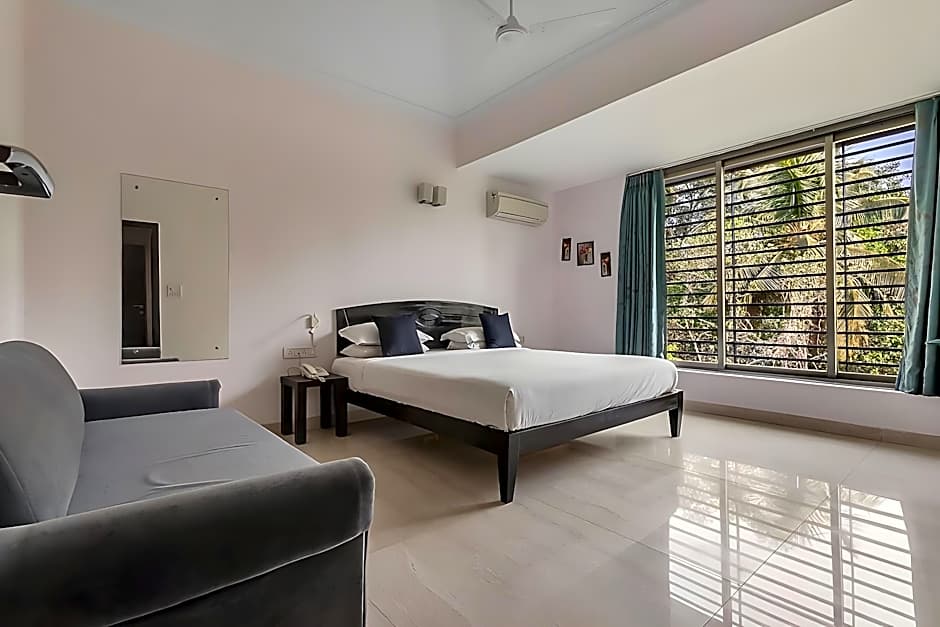 Arotel Rooms & Suites