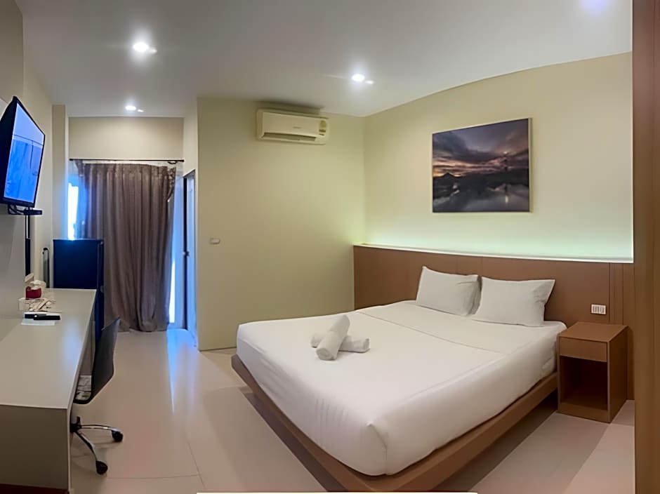 Chansuda Lake View Hotel