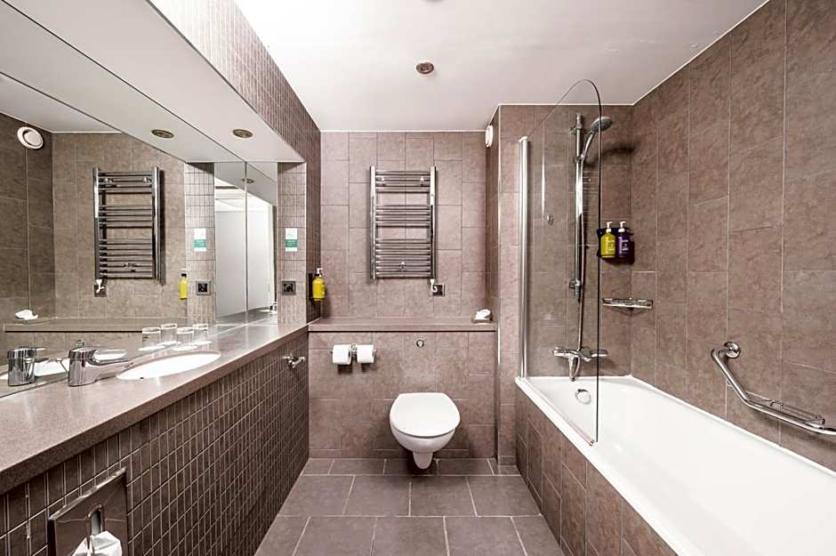 Holiday Inn Aberdeen West By IHG