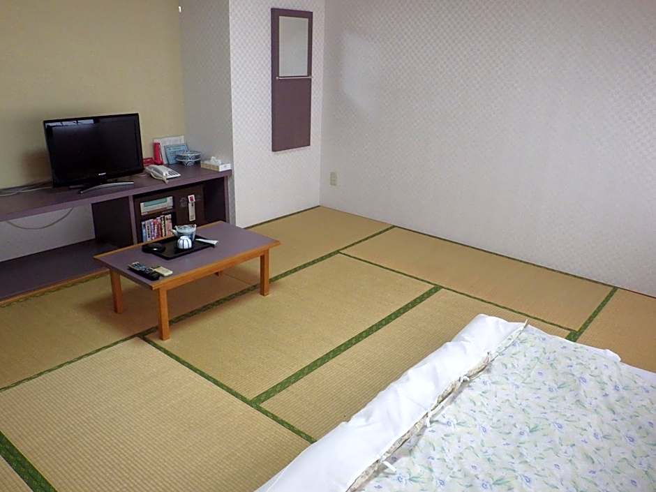 Uokagi Ryokan