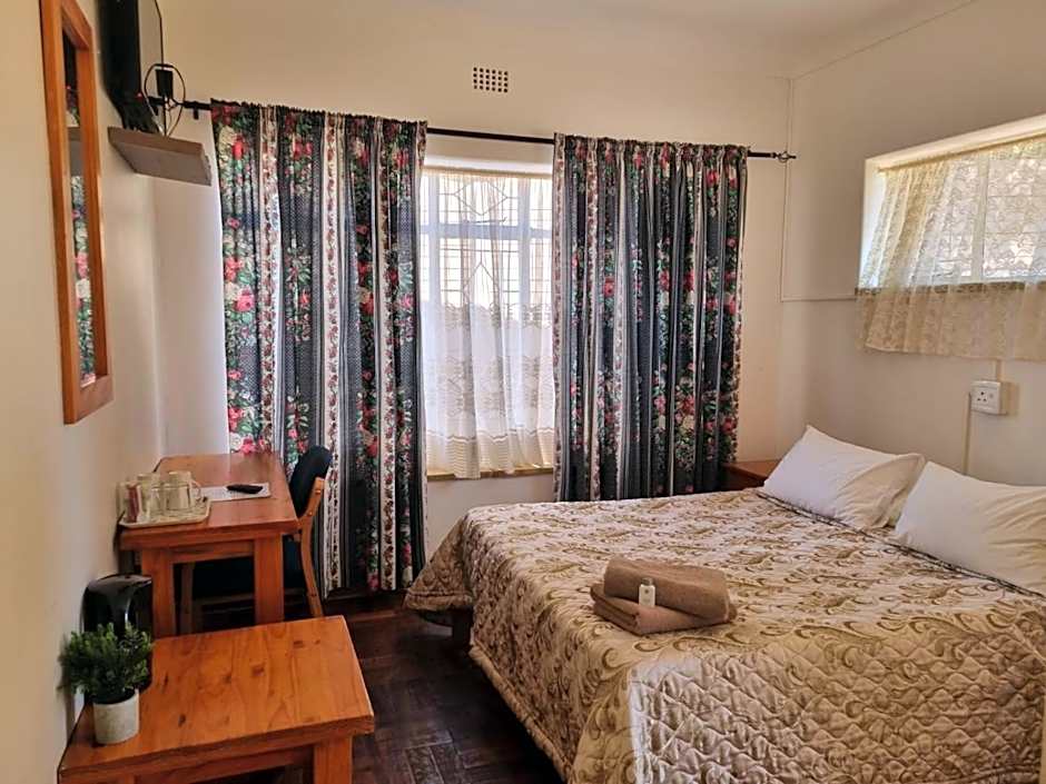 Airport Inn Bed and Breakfast