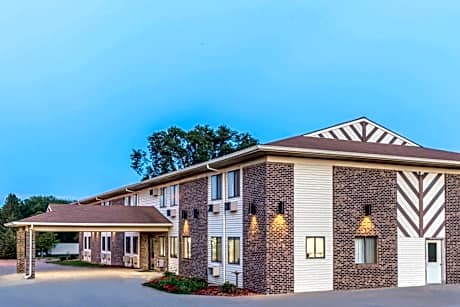 Super 8 by Wyndham Madison