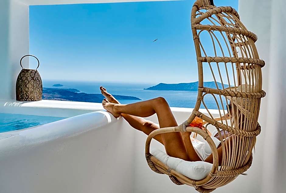 U & ME SUITES