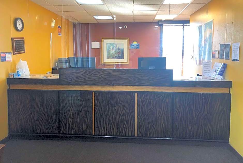 Days Inn by Wyndham Henrietta/Rochester Area