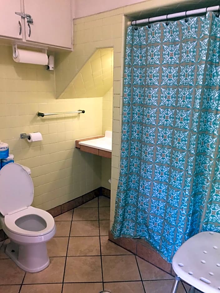 Avenues Hostel