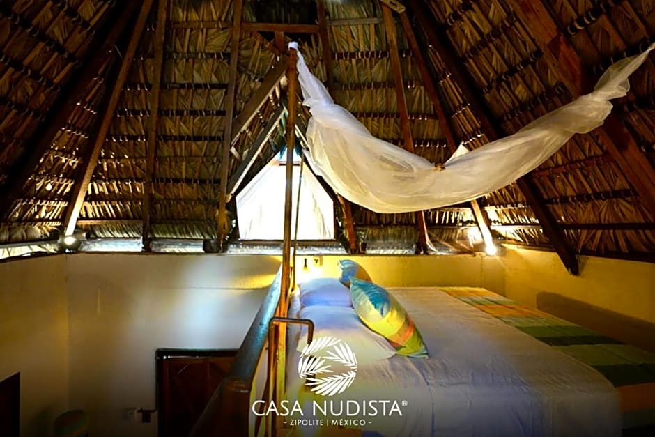 Casa Nudista - LGBT Hotel