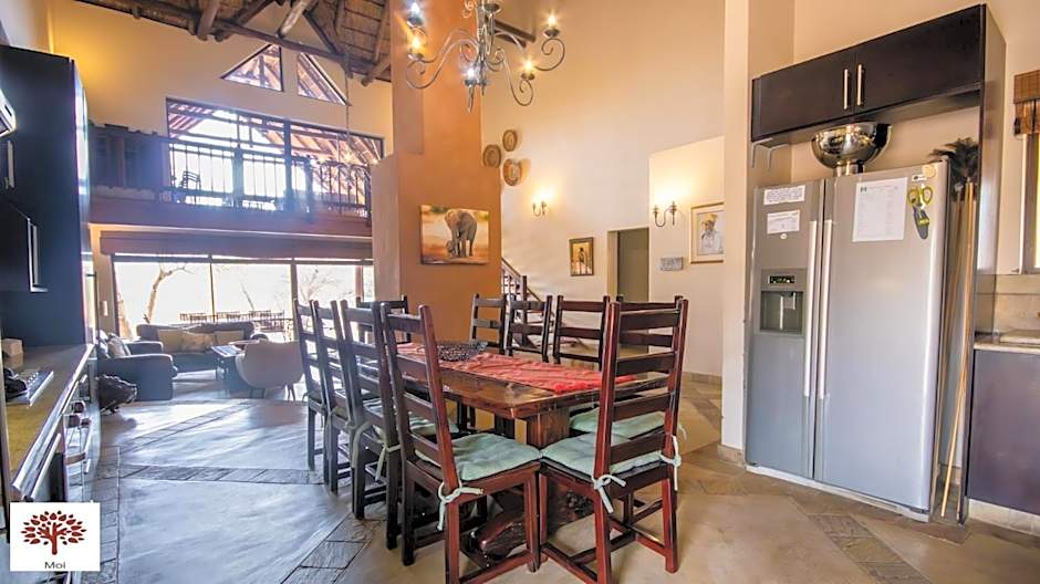 Zebula Golf and Wildlife Estate - Jackals Call Pax 8 - Moi Signature Luxury villa