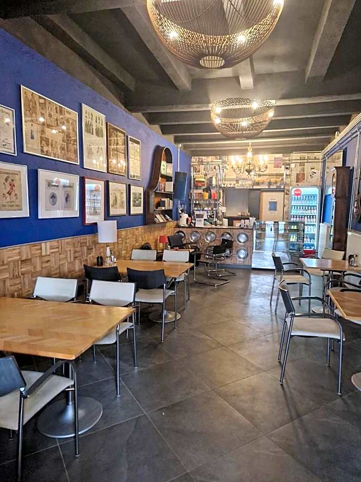 A part alatt Apartman