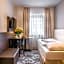 Signature Hotel Astoria