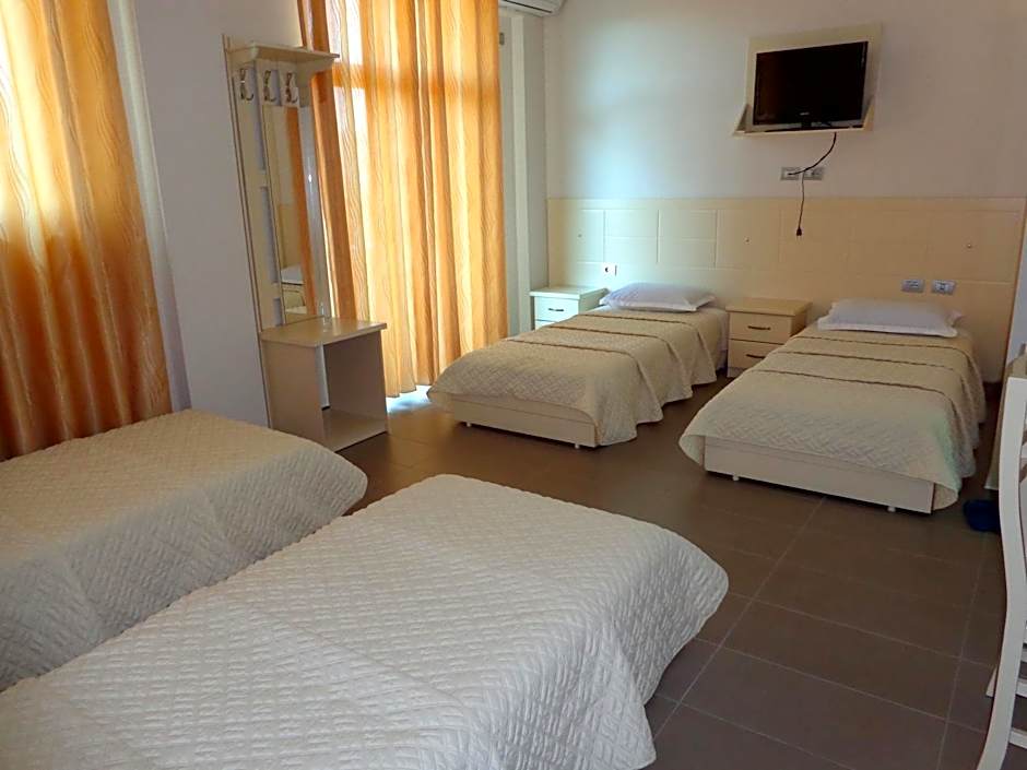 Hotel Piazza