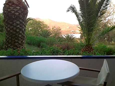 Double or Twin Room with Side Sea View