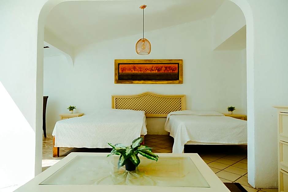 2 Double Beds — 6 fotoğraftan 1. fotoğraf