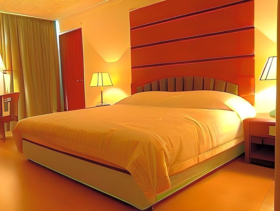 Oriental Crystal Hotel