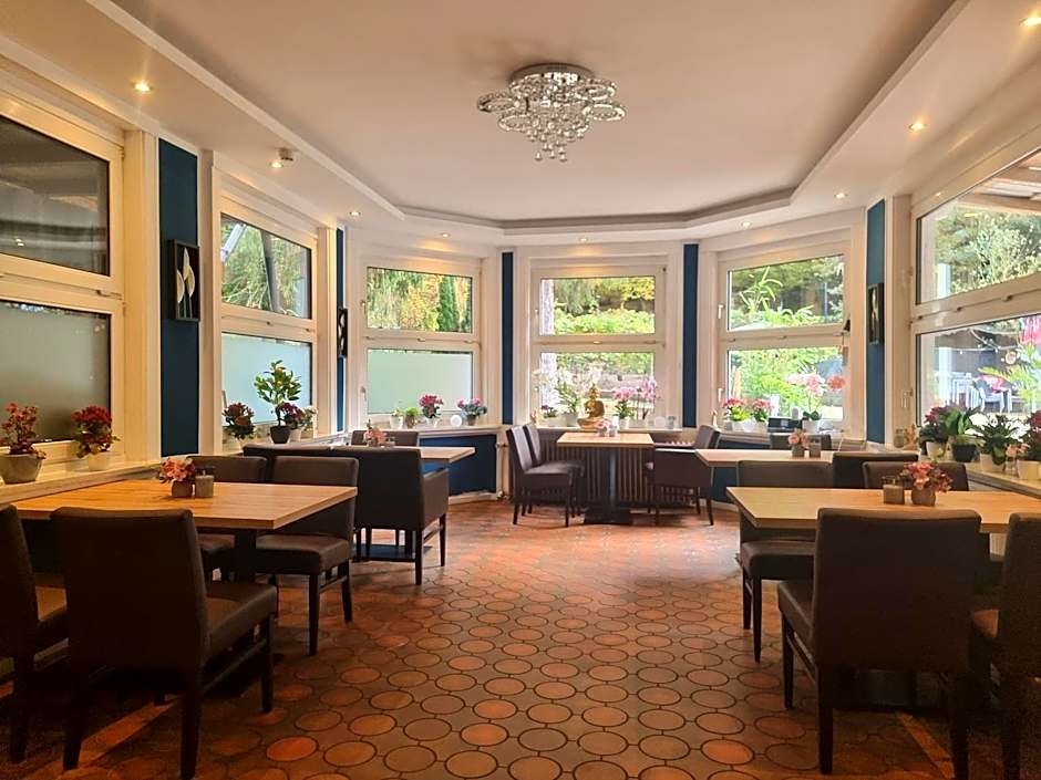 SILONCE Hotels & Restaurant