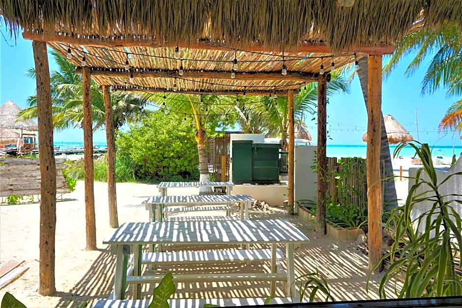 La Diosa Kali Beach Front Hotel