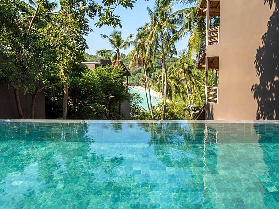 Beach Club By Haadtien