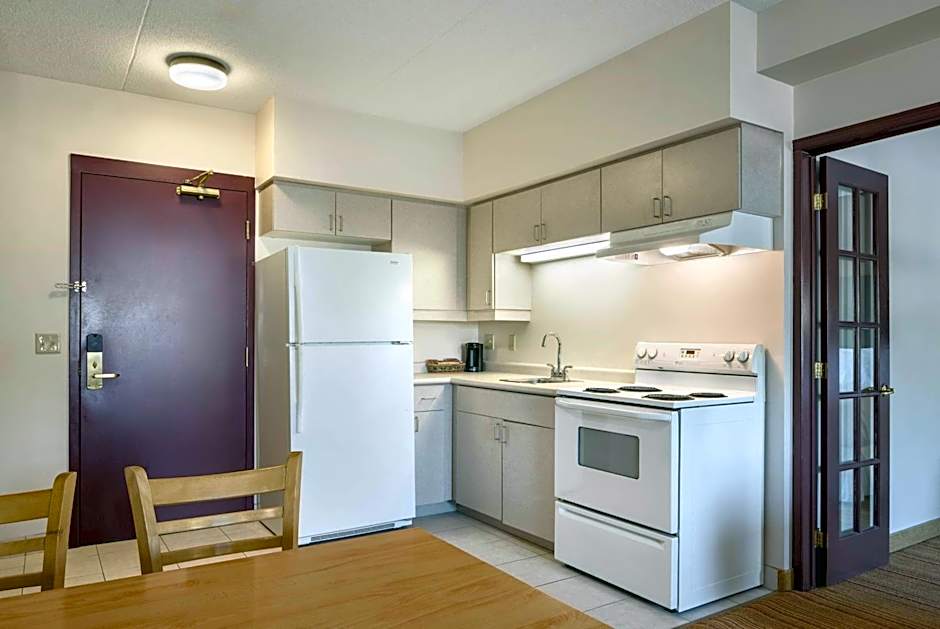 Days Inn by Wyndham Leamington