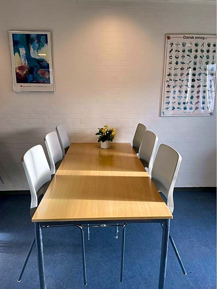 Roslev Vandrerhjem-Hostel