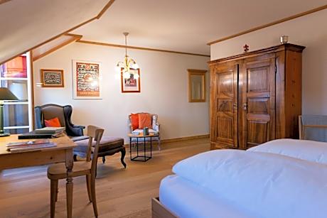 Studio with Garden View