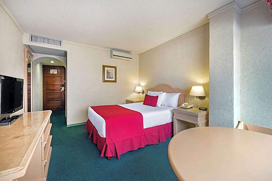 Quality Inn Aguascalientes