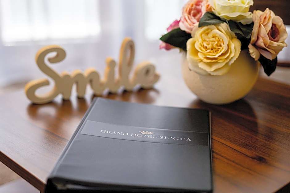 Grand Hotel Senica, Garni