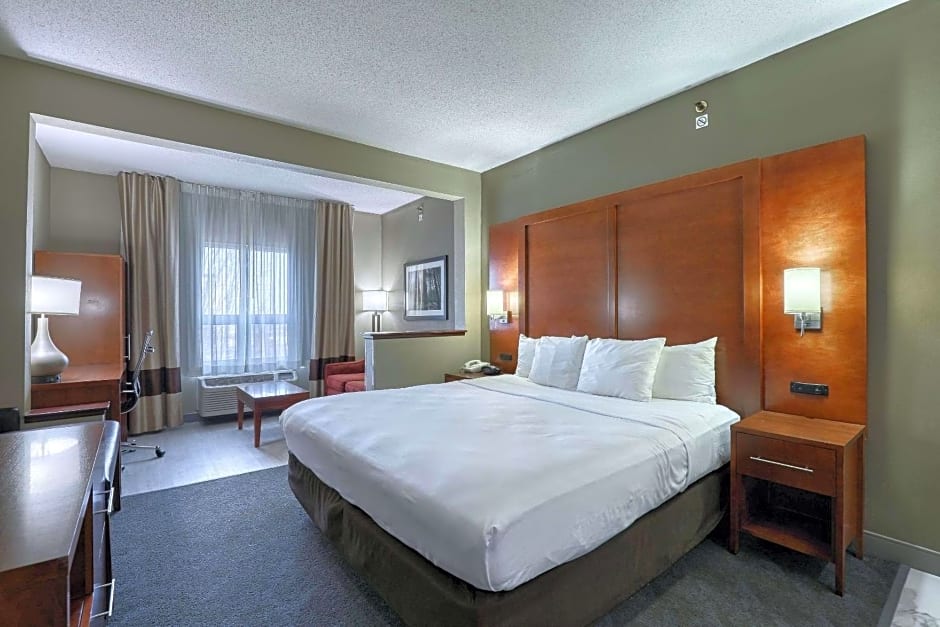 Comfort Suites Madison West - Middleton