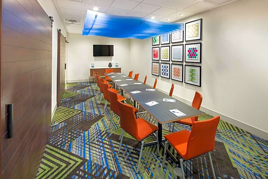 Holiday Inn Express & Suites Indianapolis NW - Whitestown By IHG