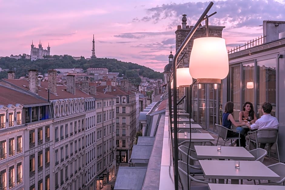 Maison Nô - Hôtel et Rooftop