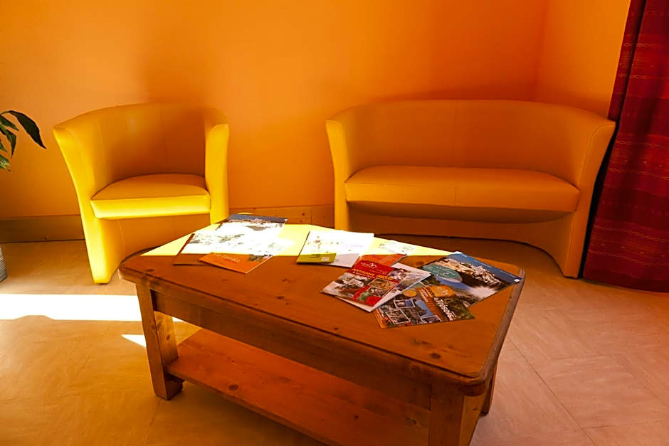 Hôtel Restaurant Les Alpins