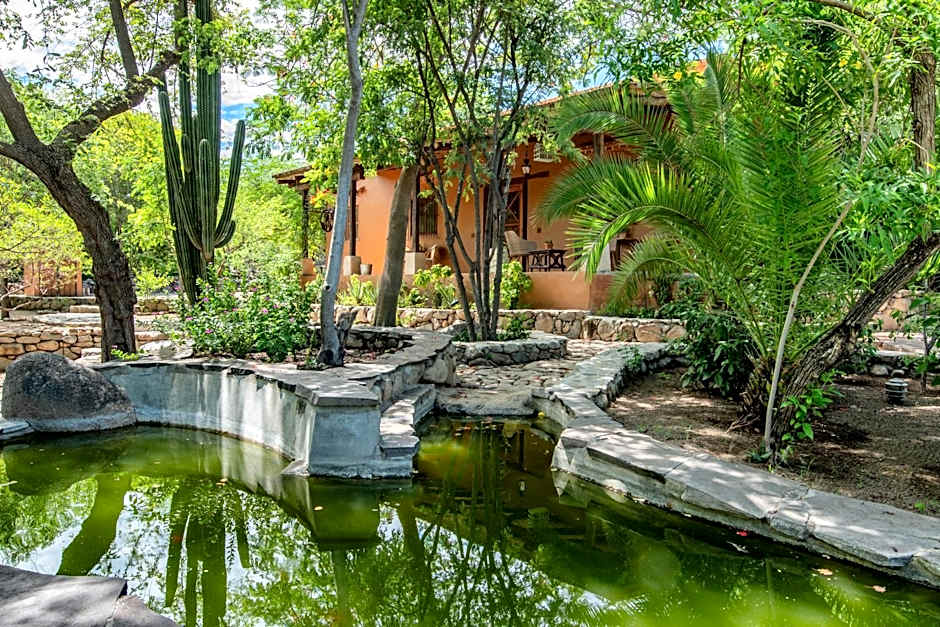 El Pedregal - Hotel en la Naturaleza