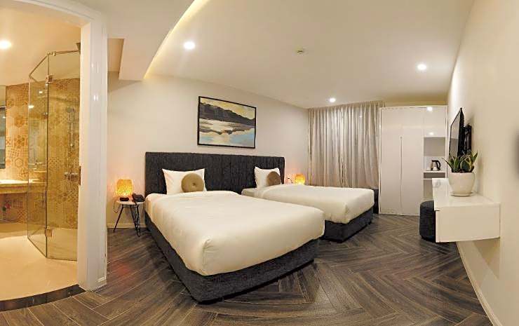 Len Hotel