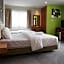 Phuket Ecozy Hotel