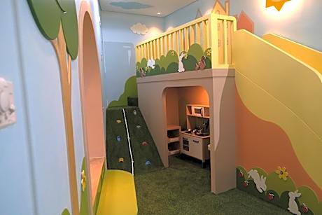 Surya Hotel & Cottages Prigen