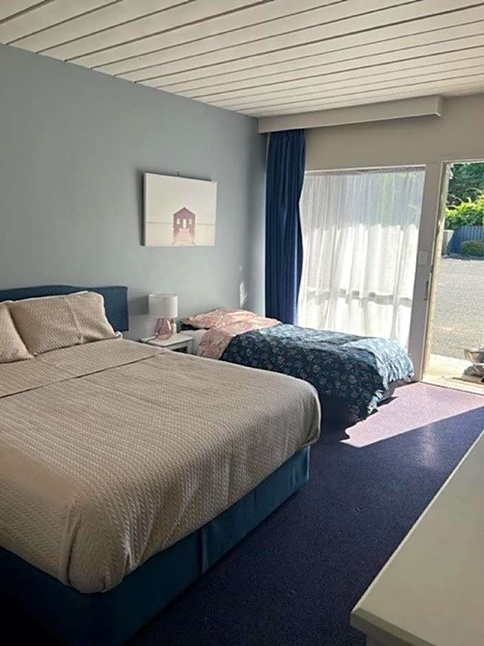 Riverbank Park MOTEL