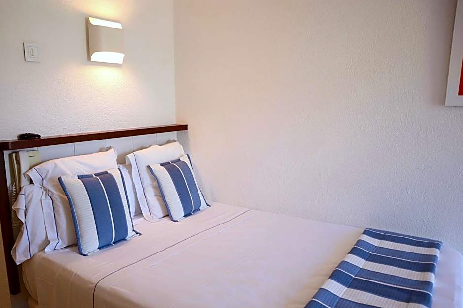 Hotel Blaumar Cadaqués by Fimedhotels