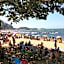 Edf Gil Nogueira - Praia do Morro - GUARAPARI - ES - Brasil - 4º Andar TELA Proteção - FRENTE Sol Manhã - 02 quartos com Split - WIFI - Varanda Gourmet com CHURRASQUEIRA - 02 elevadores - 01 Vaga - PISCINA - Sauna - Portaria 24 HRS - 50m da Praia do Morro