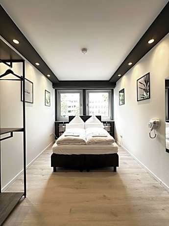 Standard Double Room with Shared Bathroom