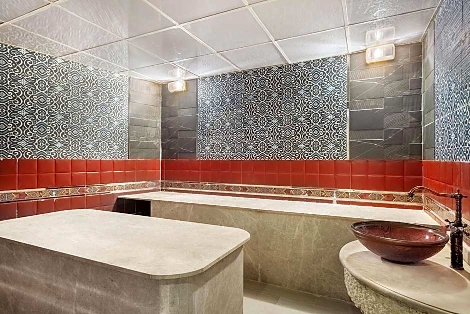 Radisson Blu Hotel & Convention Center, Alexandria