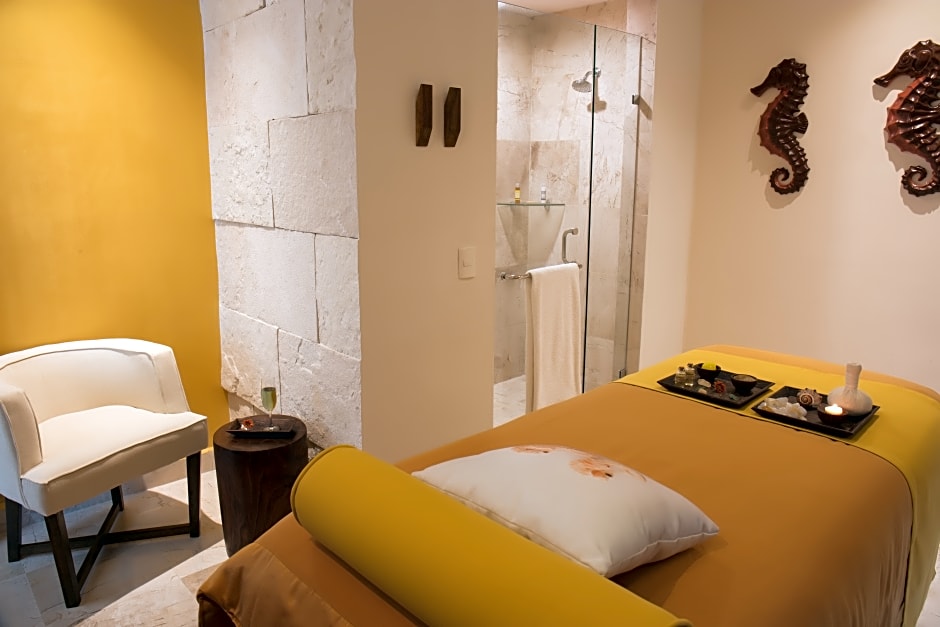 Crown Paradise Golden All Inclusive Adults Only