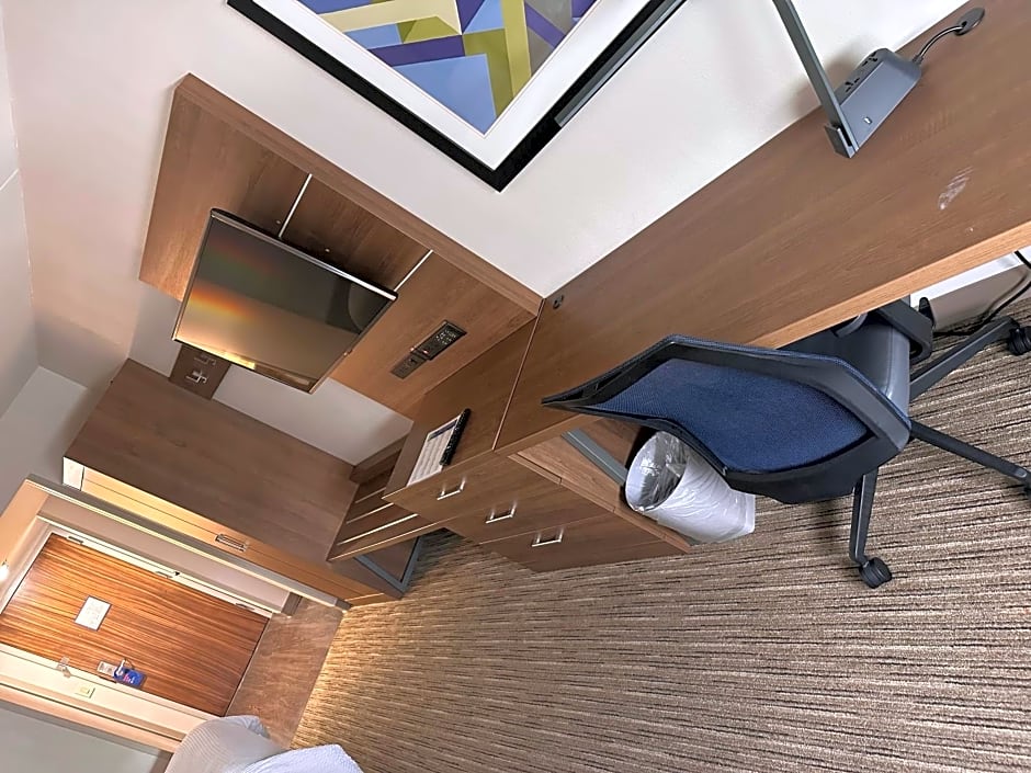 Holiday Inn Express Hotel and Suites Mesquite By IHG