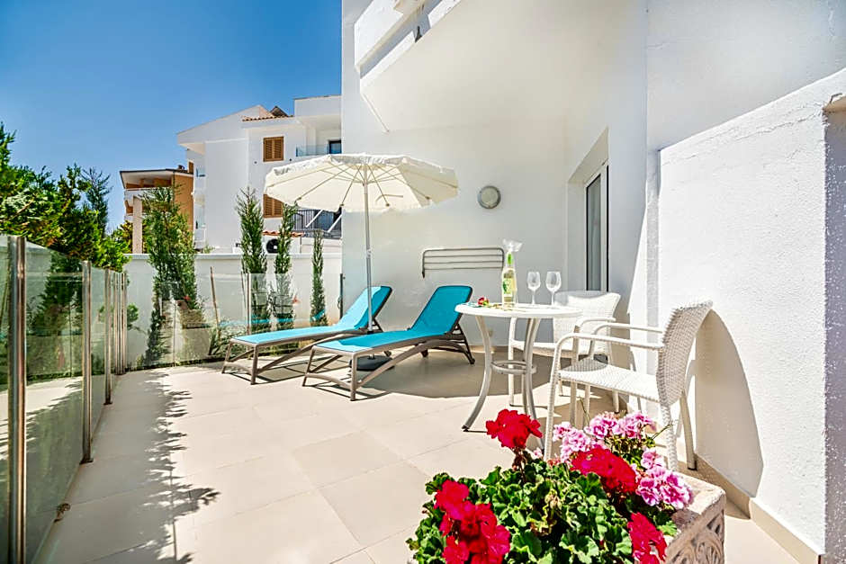 Aparthotel Flora
