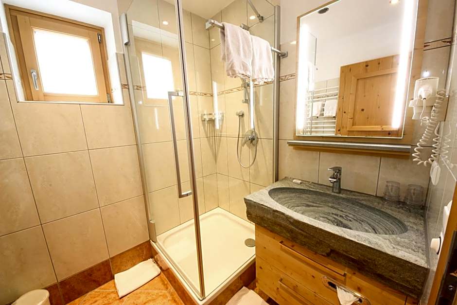 TALHEIMER Grias di & Hoamat since 1958 inklusive Therme TAUERN SPA & Jokercard