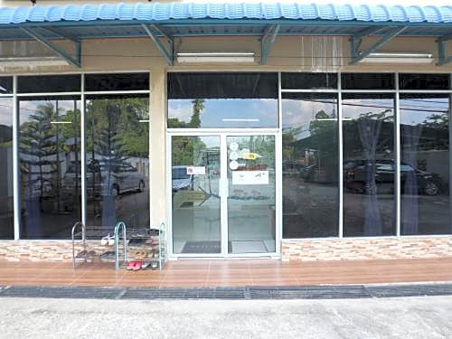 SPOT ON 89778 Aisy Hotel