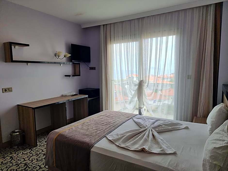 Elisa Hotel