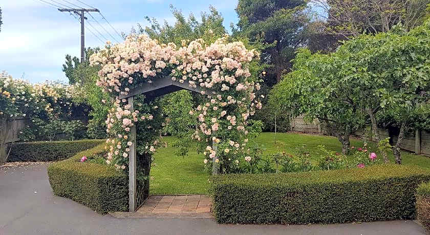 Olde Mill House Bed & Breakfast and Cycle Hire