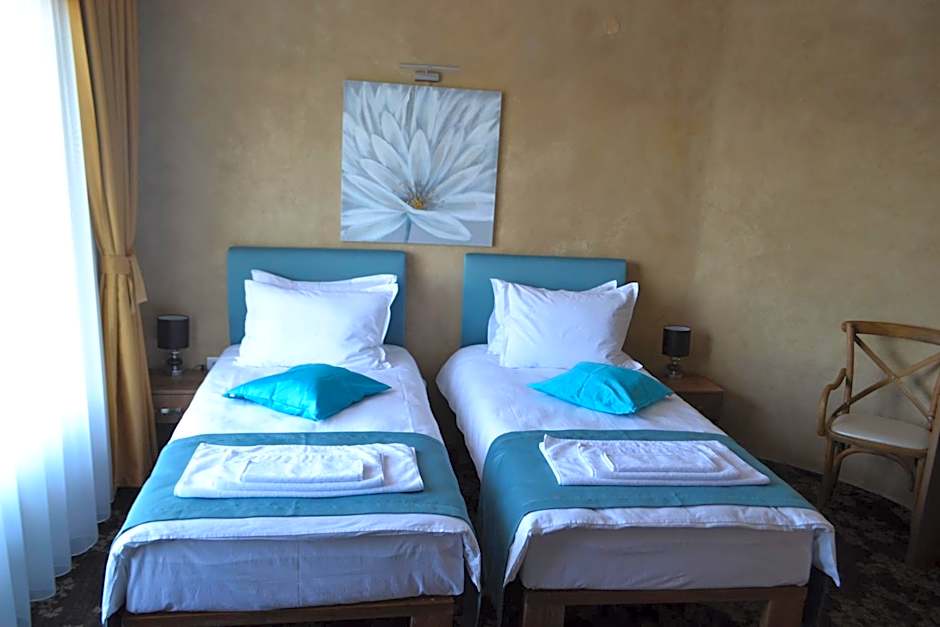 Garni Hotel Chicha - Winery ŠKRBIĆ