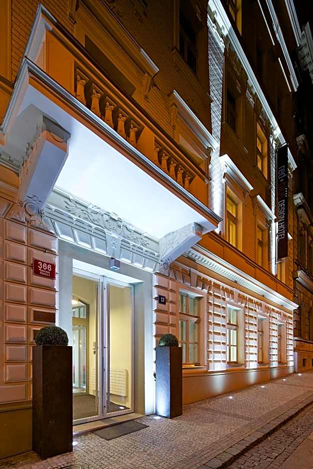 Red & Blue Design Hotel Prague