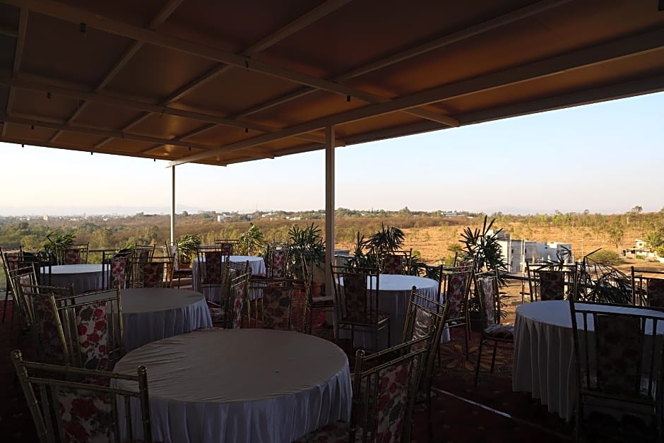 Blisss Hotel, Kolhapur 