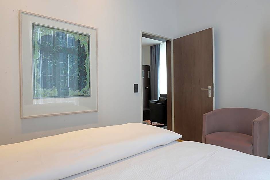 DEVIN Art Hotel