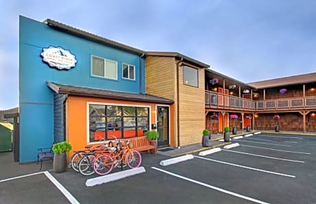 Coast River Inn by OYO Seaside